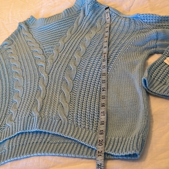 Abound Cable Knit Sweater - Picture 9 of 9